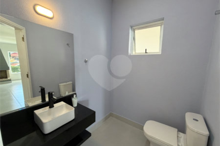 Casa à venda com 3 quartos, sendo 1 suíte, no condomínio Grape Village, Vinhedo - SP