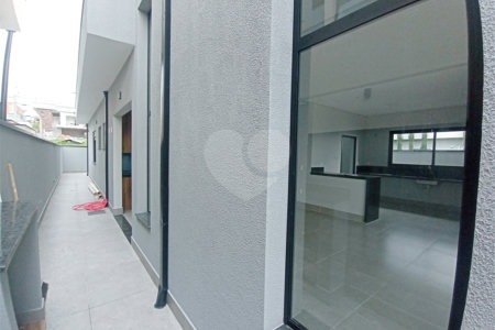 Casa à venda com 3 suítes no condomínio Vita Verdi, Valinhos - SP