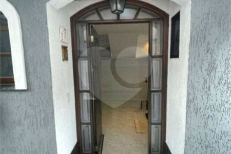 Sobrado à venda com 4 quartos, sendo 2 suítes, em Vila Maria Alta, São Paulo, SP