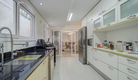 Casa Térrea à venda com 4 suítes em Alto da Boa Vista, São Paulo, SP