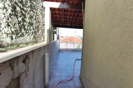 Sobrado à venda com 3 quartos, sendo 1 suíte, em Vila Nivi, São Paulo, SP