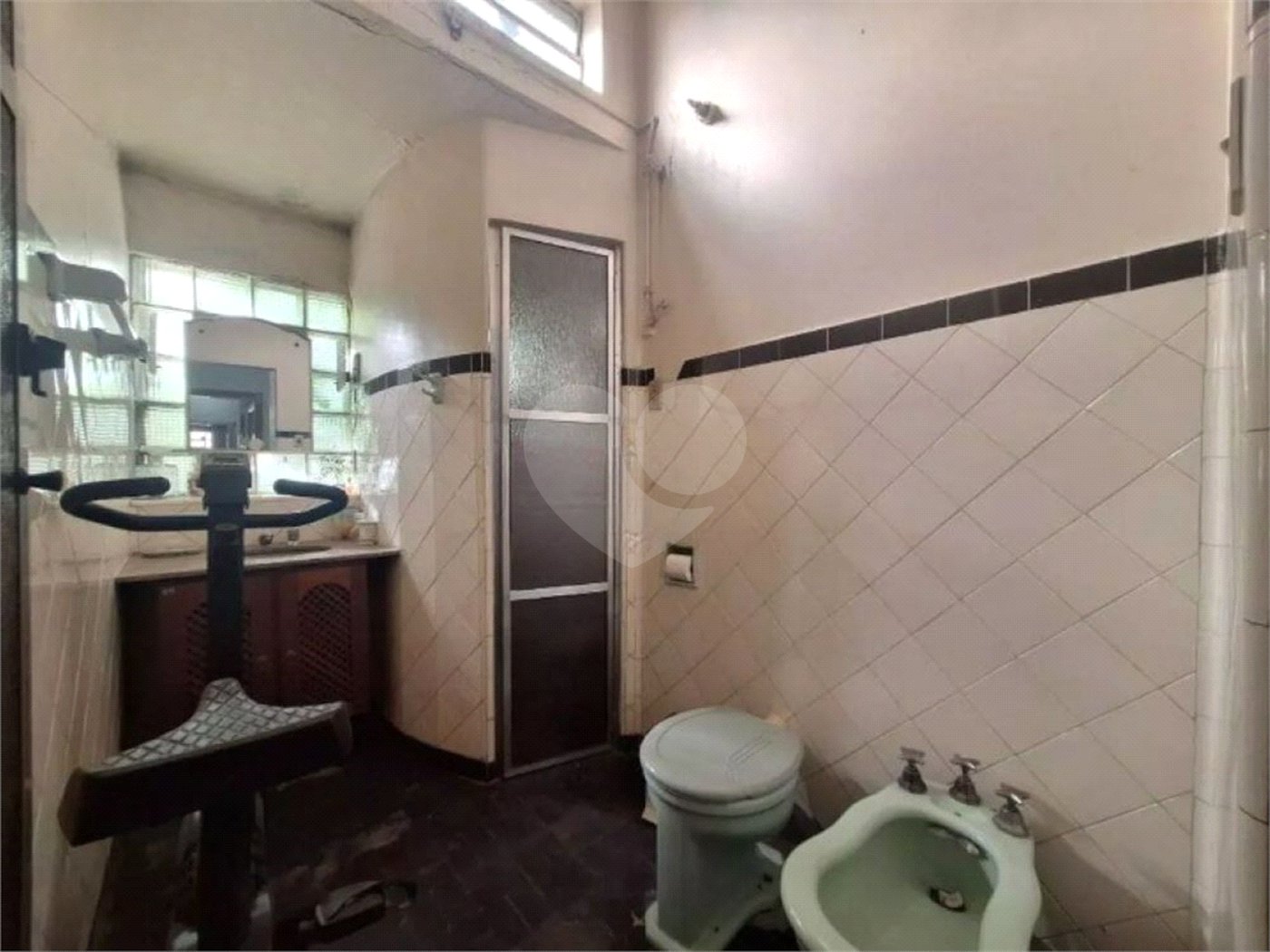 Sobrado à venda com 3 quartos, sendo 1 suíte, em Vila Clementino, São Paulo, SP