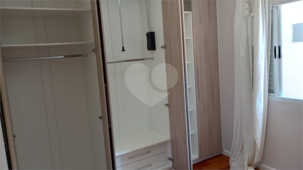Casa à venda com 3 suítes no condomínio Picollo, Louveira - SP