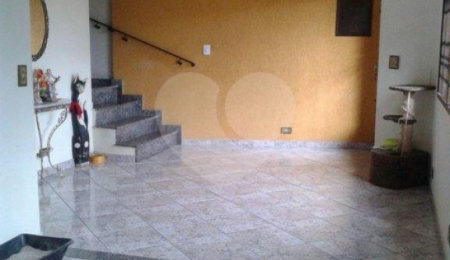 Sobrado à venda com 3 quartos, sendo 1 suíte,  em Tremembé, São Paulo, SP