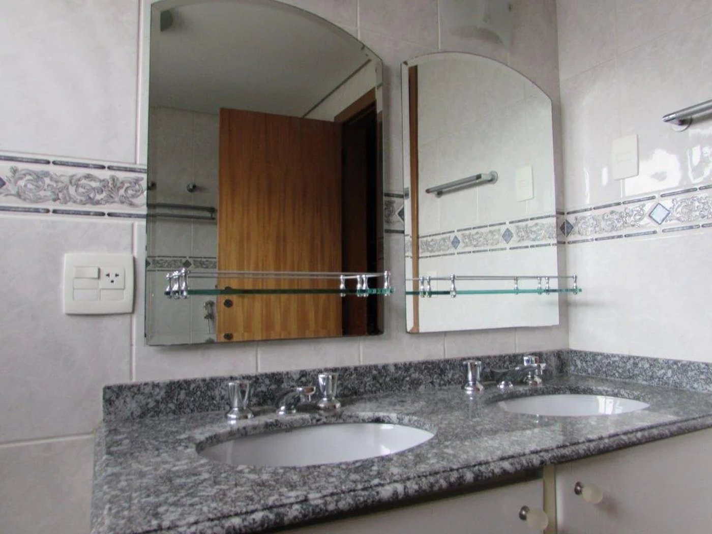 Apartamento à venda com 3 suítes em Bela Aliança, São Paulo, SP