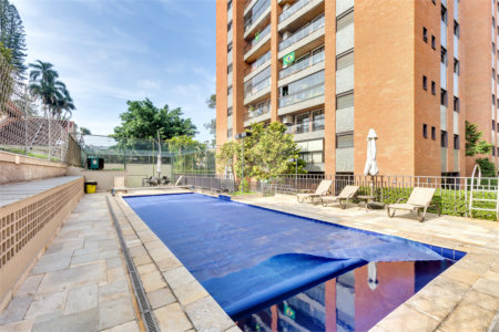 Apartamento à venda com 2 suítes em Alto da Boa Vista, São Paulo, SP