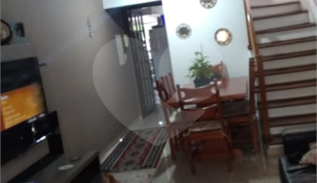 Sobrado à venda com 3 quartos, sendo 1 suíte,  em Vila Maria Alta, São Paulo, SP