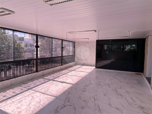 Sobrado à venda com 7 quartos, sendo 2 suítes,  em Lauzane Paulista, São Paulo, SP