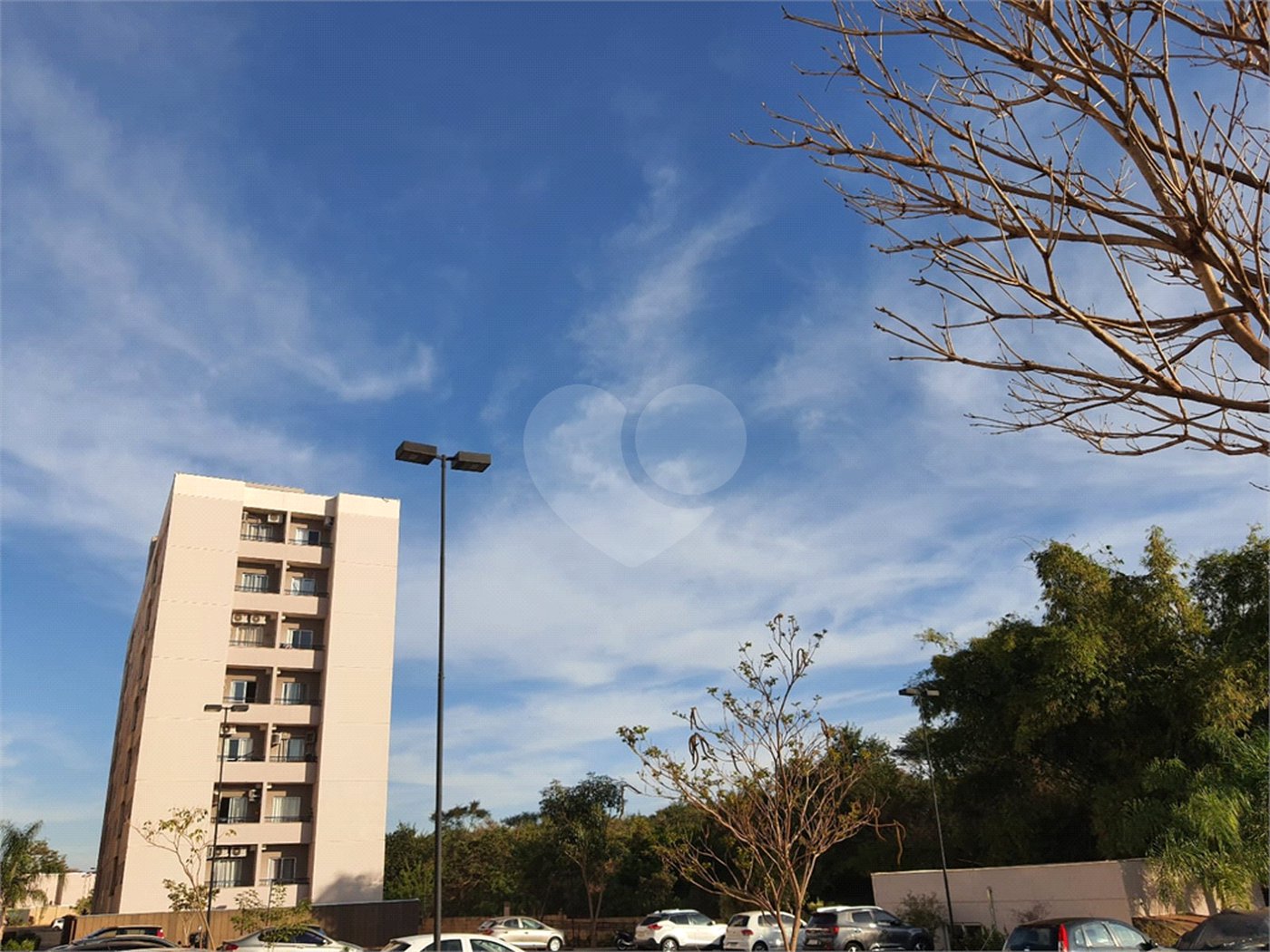 Apartamento à venda com 2 quartos, sendo 1 suíte,  em Jardim Manoel Penna, Ribeirão Preto, SP