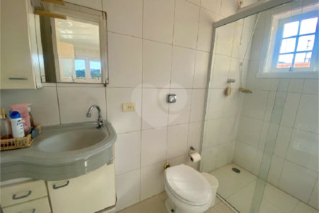 Casa à venda com 4 quartos, sendo 3 suítes, em Jardim Maia, Guarulhos, SP