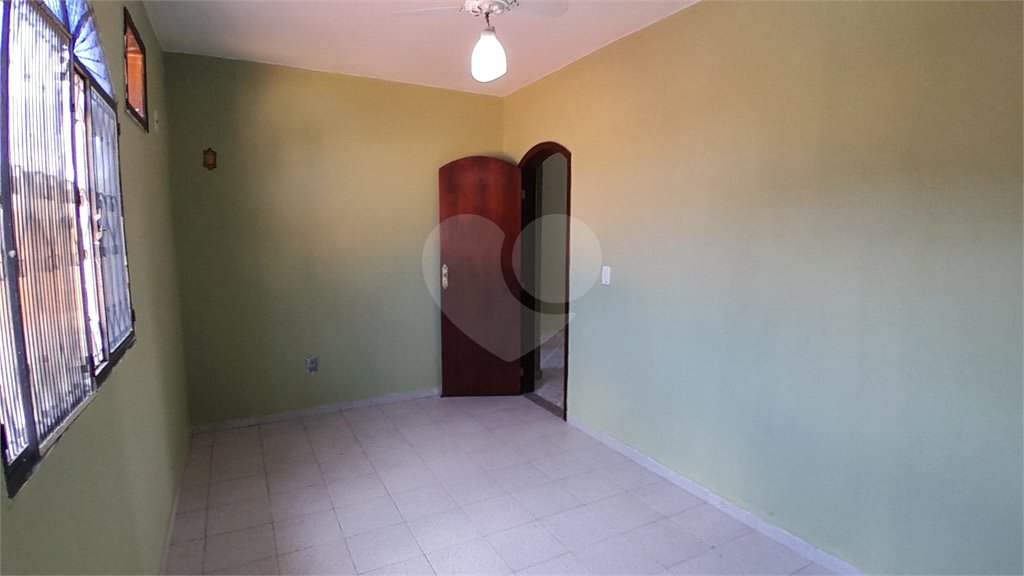 Casa à venda com 3 quartos, sendo 1 suíte, em Campo Grande, Rio de Janeiro, RJ