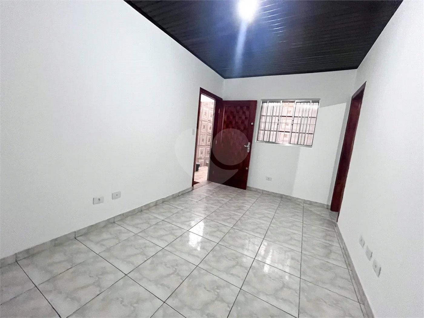 Casa à venda com 4 quartos, sendo 2 suítes, em Jardim São Paulo(zona Norte), São Paulo, SP