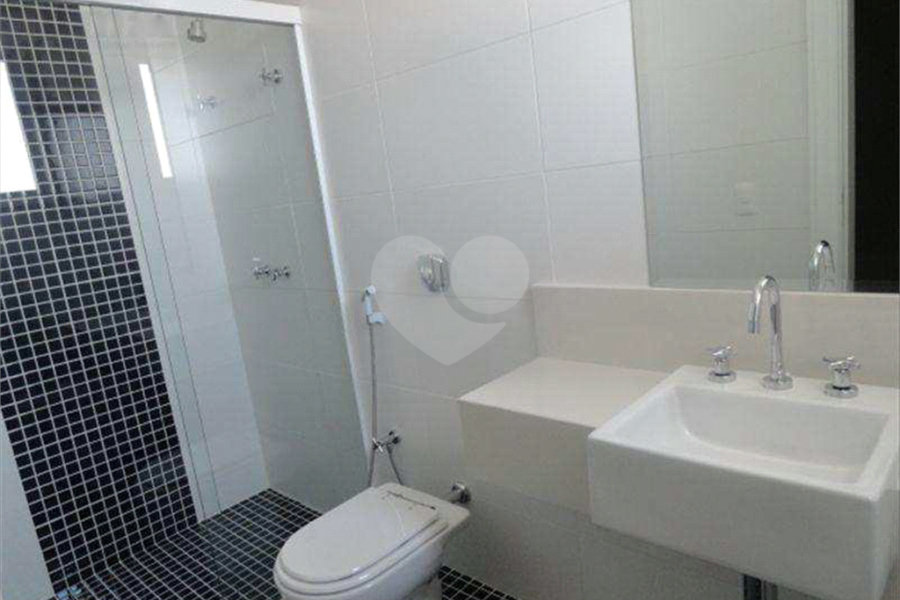 Apartamento à venda com 3 suítes em Jardim Virgínia, Guarujá, SP