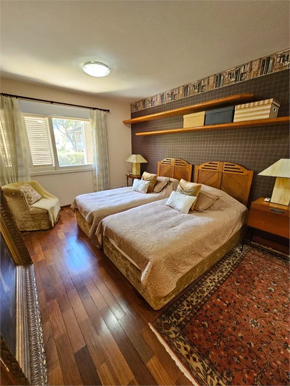 Casa à venda com 3 quartos, sendo 2 suítes, no condomínio La Vilette, São Paulo - SP