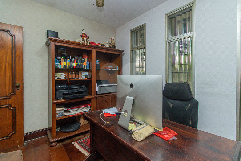 Sobrado à venda com 5 quartos, sendo 2 suítes,  em Granja Julieta, São Paulo, SP