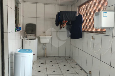 Sobrado à venda com 5 quartos, sendo 1 suíte, em Jardim Brogotá, Atibaia, SP