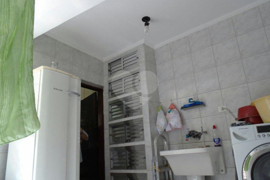 Sobrado à venda com 3 quartos, sendo 1 suíte, em Parada Inglesa, São Paulo, SP