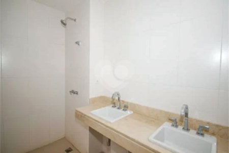Apartamento à venda com 3 suítes em Camorim, Rio de Janeiro, RJ
