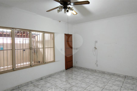 Casa à venda com 3 quartos, sendo 1 suíte, no Centro, Itu, SP