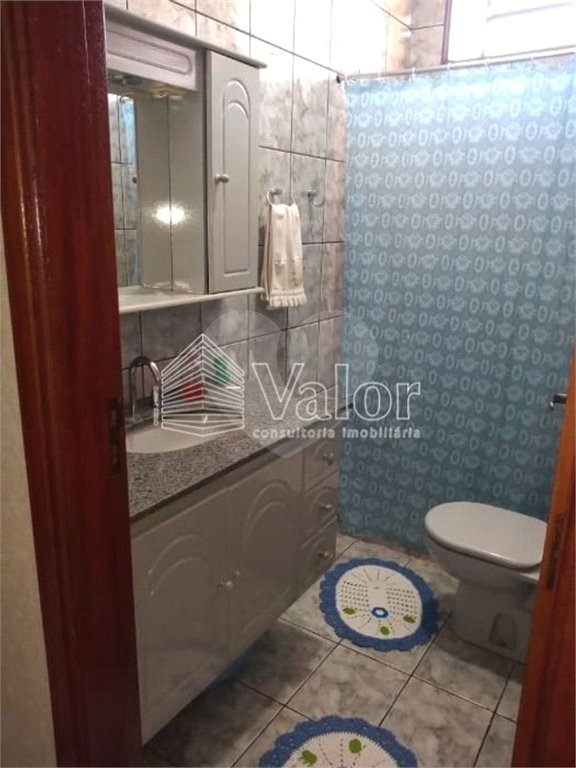 Casa Térrea com 2 dormitórios, sendo 1 suíte.