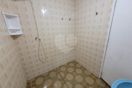 Sobrado à venda com 4 quartos em Vila Jurema, Ferraz de Vasconcelos, SP