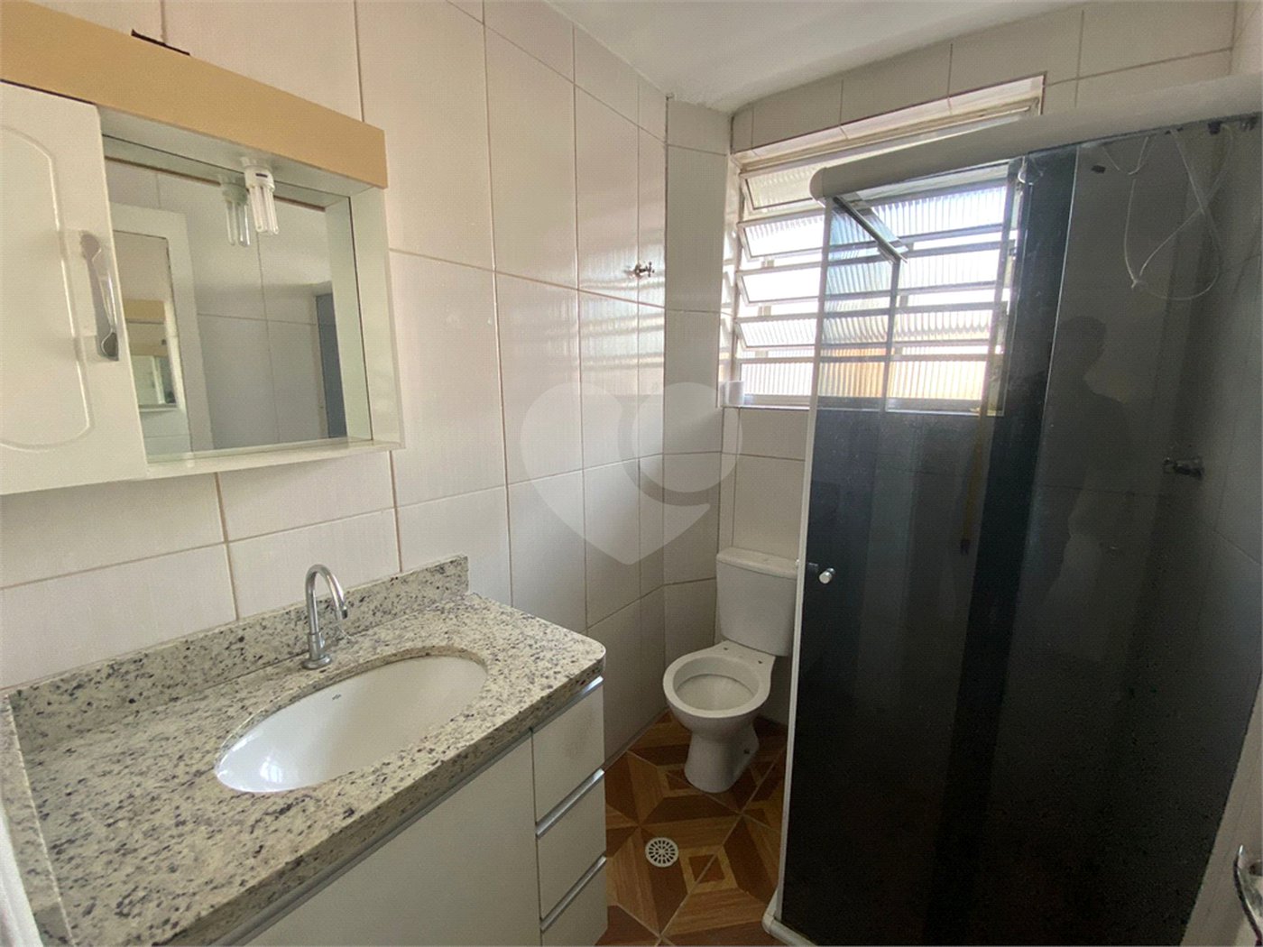 Apartamento á venda com 44m² -Liberdade