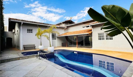 Casa Térrea para alugar com 4 suítes em Vila Santa Catarina, Americana, SP