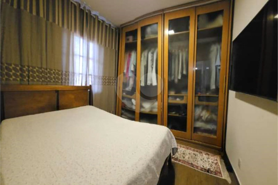 Sobrado à venda com 3 quartos, sendo 1 suíte, em Jardim Peri, São Paulo, SP