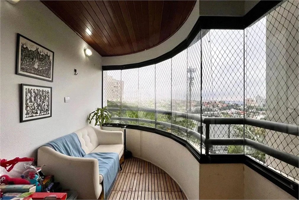 Apartamento à venda com 3 quartos, sendo 1 suíte, em Vila Madalena, São Paulo, SP