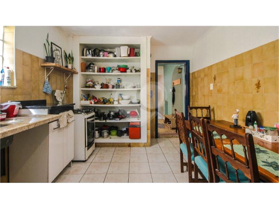 Prédio à venda com 5 quartos em Santa Teresinha, São Paulo, SP