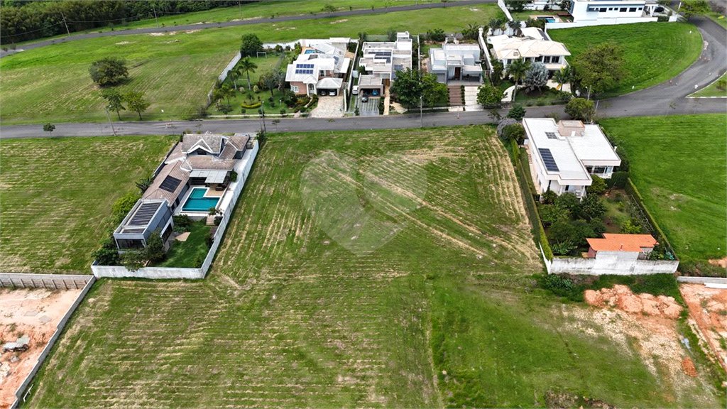 Terreno à venda no condomínio Residencial Village Saint Charbel, Araçoiaba da Serra - SP
