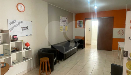 Casa Térrea à venda com 4 quartos em Vila Oliveira, Mogi das Cruzes, SP