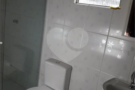 Chácara à venda com 8 quartos, sendo 3 suítes, no Centro, Toledo, MG