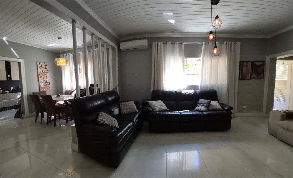 Casa à venda com 3 suítes em Bela Aliança, São Paulo, SP