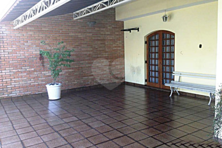 Sobrado à venda com 3 quartos, sendo 1 suíte, em Vila Gustavo, São Paulo, SP