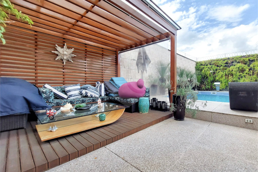 Casa à venda com 4 suítes em Horto, São Paulo, SP