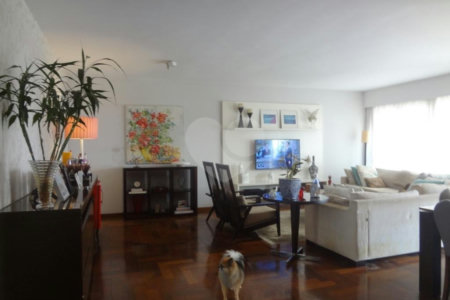 Apartamento à venda com 3 suítes em Vila Suzana, São Paulo, SP