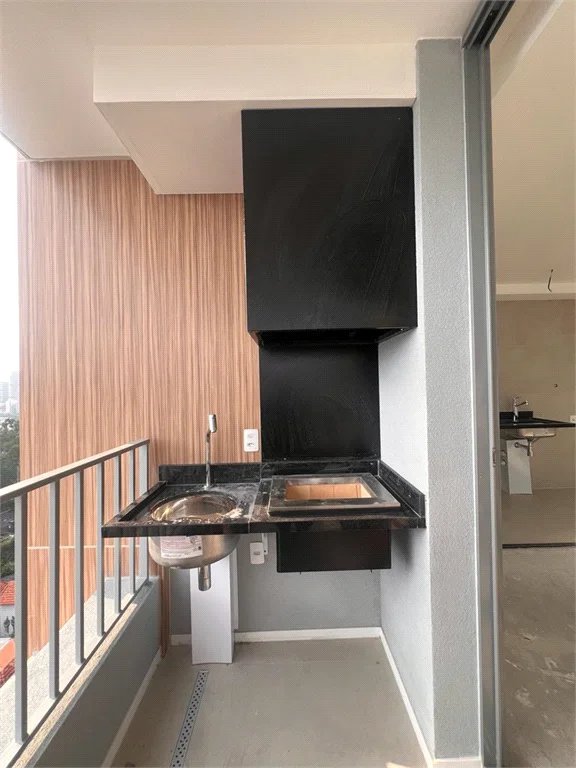 Apartamento à venda com 3 quartos, sendo 1 suíte,  em Pinheiros, São Paulo, SP
