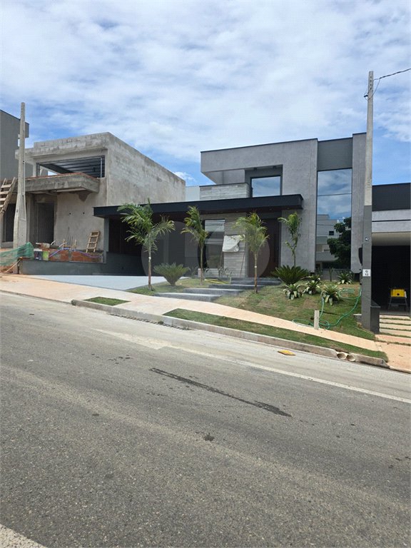 Casa à venda com 3 suítes no condomínio Residencial Milano, Indaiatuba - SP