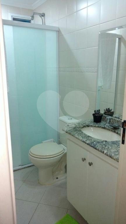 Sobrado à venda com 3 quartos, sendo 1 suíte, em Vila Nivi, São Paulo, SP