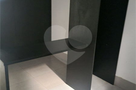 Apartamento à venda com 1 quarto em Santana, São Paulo, SP