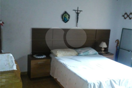 Sobrado à venda com 3 quartos, sendo 1 suíte, em Jardim Itacolomi, São Paulo, SP