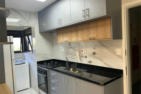 Apartamento para alugar com 3 quartos, sendo 1 suíte,  em Pinheiros, São Paulo, SP