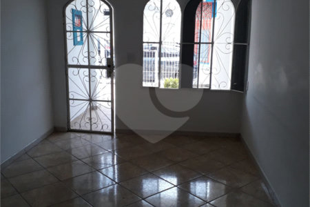 Casa à venda com 2 quartos no Centro, Itu, SP
