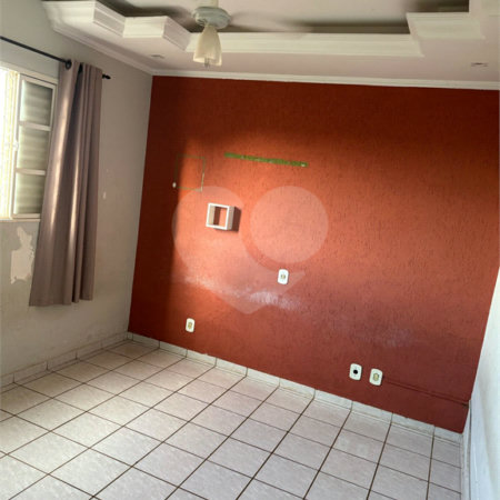 Apartamento à venda com 2 quartos em Parque Laranjeiras, Araraquara, SP