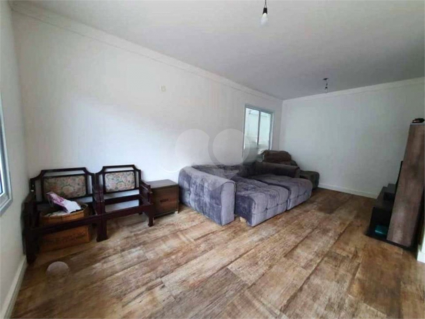 Sobrado à venda com 4 quartos, sendo 3 suítes, em Tremembé, São Paulo, SP