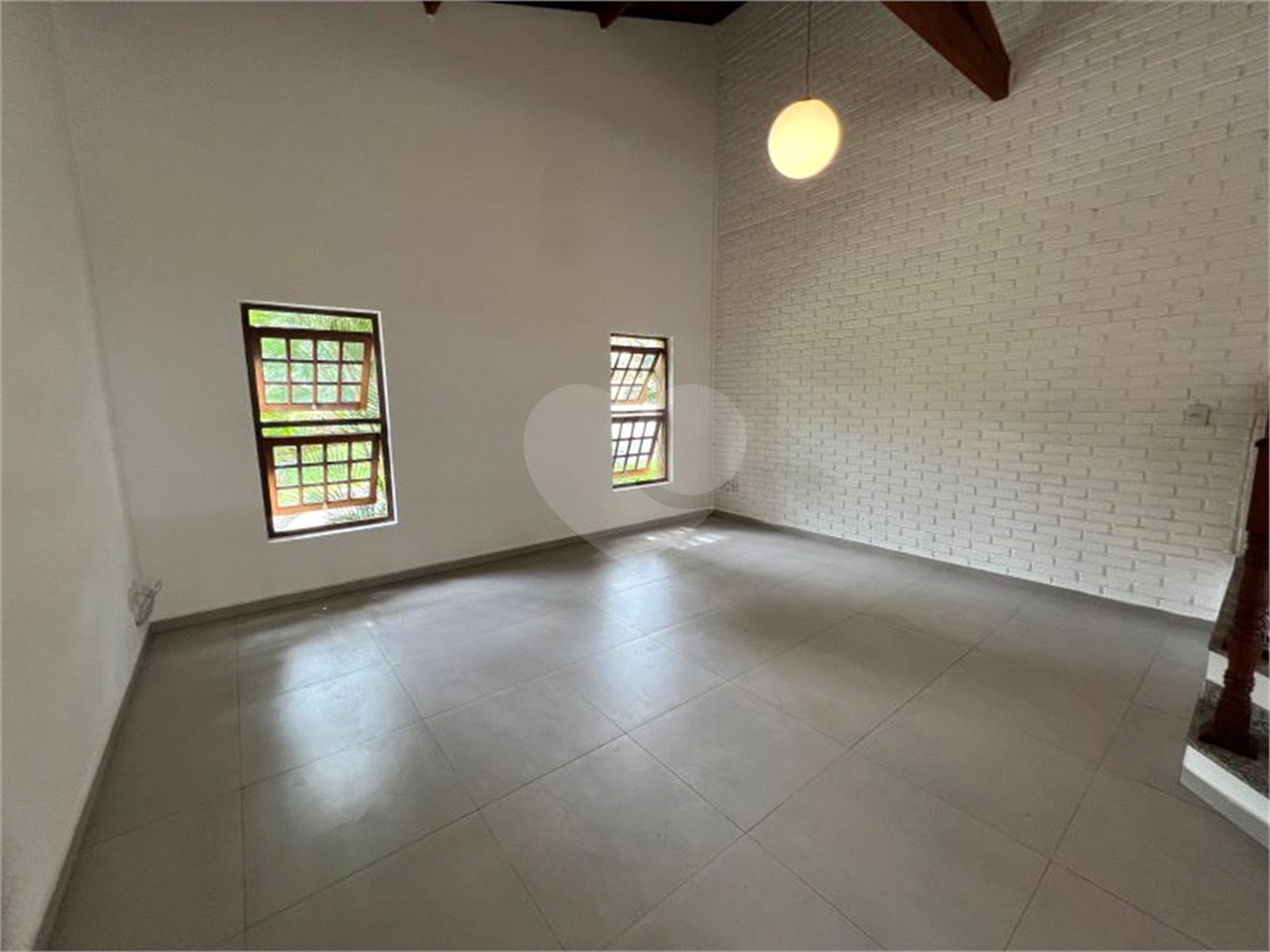 Casa à venda ou para alugar com 4 quartos, sendo 3 suítes, no condomínio Estância Marambaia, Vinhedo - SP