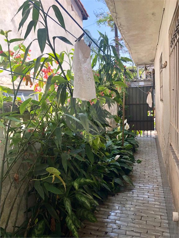 Casa Térrea à venda com 3 quartos em Cidade Domitila, São Paulo, SP