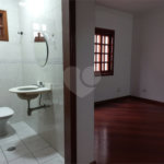 Sobrado à venda com 4 quartos, sendo 3 suítes, em Cidade São Francisco, São Paulo, SP