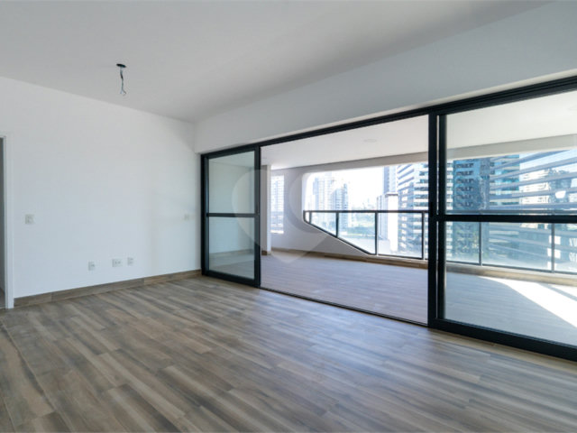 Apartamento à venda com 3 suítes em Chácara Santo Antônio (zona Sul), São Paulo, SP